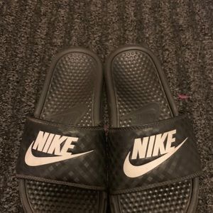 Nike slides
